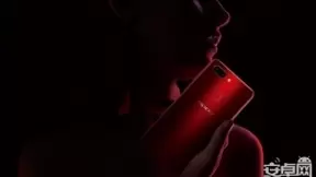 OPPO引领机圈潮流，渐变色无限量发布独领风骚