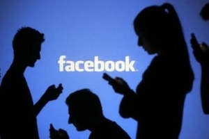 Facebook拟借信息泄漏事件推出免广告的付费服务