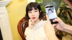 美图手机大英博物馆限量版发布 张沫凡：美图手机是“治愈系”手机