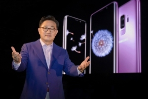 传三星拟提前发布Galaxy Note9和S10明年初发布可折叠机