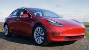 马斯克公布最强Model 3规格：续航500公里 50万起售