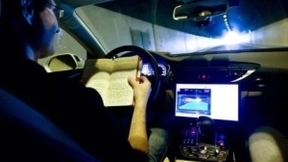 英特尔旗下Mobileye公司自动驾驶测试车闯红灯