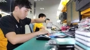 二手手机卖得比新机贵，员工私下挣外快，爱回收怎么了？