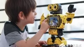 CES亚洲展上，深圳市寒武纪智能科技有限公司的编程教育机器人最牛