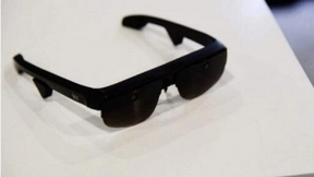 AI眼镜让你0.1秒识别万张人脸