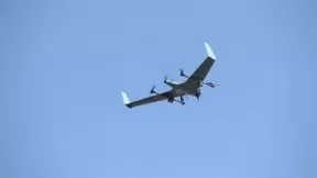 会飞的人工智能：ZT-3V复合翼无人机