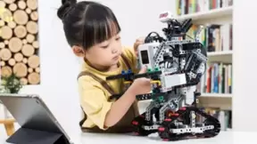 能力风暴暑期开启霸屏模式，强势登陆江苏、湖北2大王牌卫视！