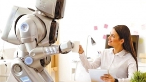 “服务机器人”何时进家门？