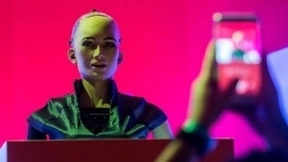 人工智能作用于癌症治疗 每年可创收1000亿美元