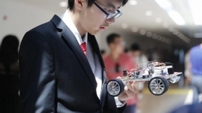 “人工智能+互联系统”双引擎驱动智联新时代 上海交通大学密西根学院2018夏季设计展开幕