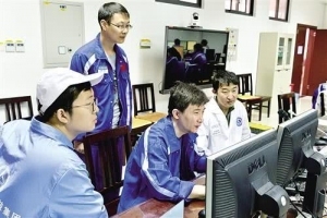 北斗导航全球组网迈向基本系统 太空中书写“中国速度”