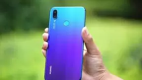 首发麒麟710！华为nova3i评测:卓越AI四摄、身披蓝紫渐变色