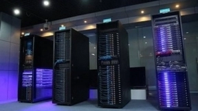 云数据中心导向IT技术架构变革：服务器厂商“拼杀”前三