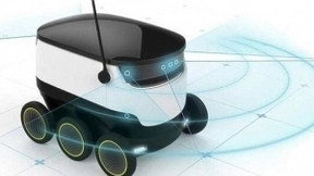 全球寄递行业向人工智能转变 无人化将成重要方向