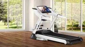 亿健精灵Magic跑步机 智能化黑科技颠覆跑步机传统印象