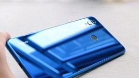 华为良心十足：高颜值+5000大电池+液冷散热，比iPhoneXR便宜3700