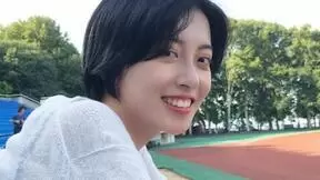 摄影师文浩同学评测美图T9：拍视频也能瘦身拉腿，人像摄影非常专业！