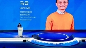 BAT同台世界AI大会：Robin教学Pony发问Jack担心人类