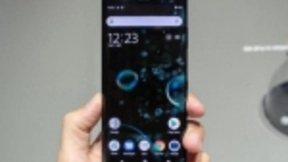 颜值经验的索尼XperiaXZ3，手感更好，还有AI侧面感应