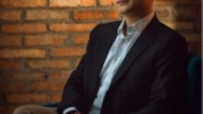 AI代替人处理30万张影楼照片 成都品果科技如何革新行业效率