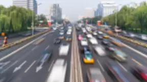 百度地图不仅有AI 还有100余城的交警叔叔“撑腰”