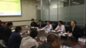 创维刘棠枝亲赴苏宁，20万台人工智能电视双十一专供