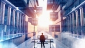 AI 巨头们的新战事：谁能把 AI 最先装进“U 盘”里？