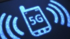 多家手机厂商将基于高通X50发布5G手机，运营商也早已行动