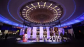 传承品牌精髓，心系天下三星W2019打造精雕细琢之美