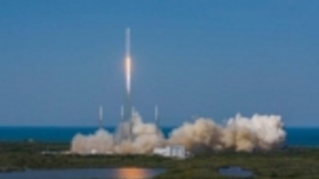 SpaceX批准将超过7,000颗卫星送入轨道
