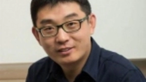 宁波诺丁汉大学聘任创新奇智CTO张发恩为荣誉教授