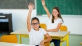 网易有道罗媛：AI要做的不是取代老师，而是“武装”老师