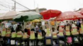 中国手机约占非洲市场50% 助推当地人转用智能手机