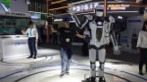 5G机器人已来 中移合作伙伴大会上演示基于5G真实网络的远程控制新应用