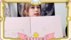 知名coser夏美酱种草美图T9魔卡少女樱限量版，魔法世界即刻开启！