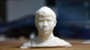 3D打印的人头复制品可以通过面部识别解锁手机