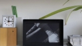 Very Slow Movie Player播放了一整年的电影