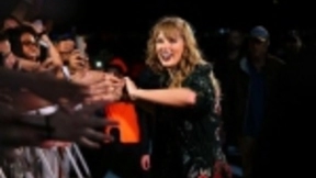 Taylor Swift推出的名人快门的移动应用程序Swift Life