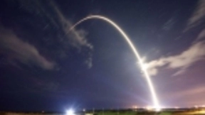 SpaceX周五迎来今年第一射：为铱星发射10颗通信卫星