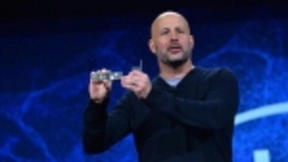 PC市场触底反弹，英特尔聚焦“下一个计算时代”