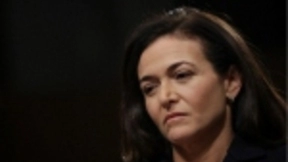 由于受到批评指控，Facebook的桑德伯格概述了解决错误信息的新计划