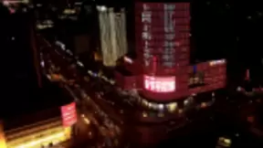 苏宁超级对联亮相杭城，临近年关坚守物流不打烊承诺