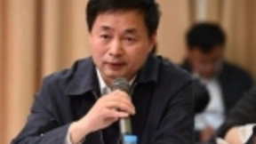 中国电信：柯瑞文代行董事长以及首席执行官职权