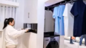 海尔衣联网AWE发布全球首个智慧阳台场景：从洗到叠一步到位