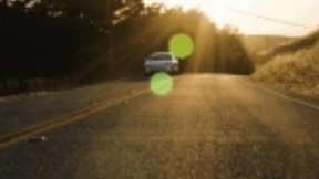 特斯拉将于下周向美国车主推出自动停车功能