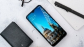 海信手机金刚5赏析硬朗线条之下不失时尚