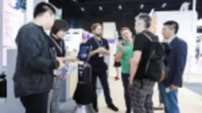 猎豹移动C端AI产品集体亮相香港电子展 智能服务机器人一同出席