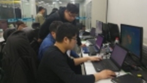 湖北：电力故障监控员24小时在线