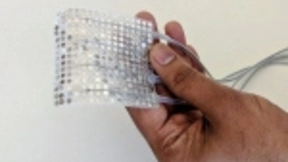 美国科学家用AI算法转换大脑信号 失语人士未来有望“正常说话”