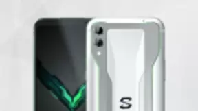 冰封银黑鲨游戏手机2推出8+128G版本 颜值性能兼备